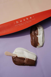 The Play Pair, Explore large silicone play mat (L, 135cm) outdoors with ice cream, UV-stable and wipeable, designed in Switzerland