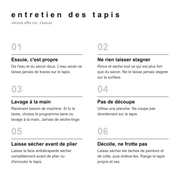 Guide d'entretien des tapis en silicone Studio Huske : essuyer à l'eau et au savon doux, programme lavage à la main si besoin