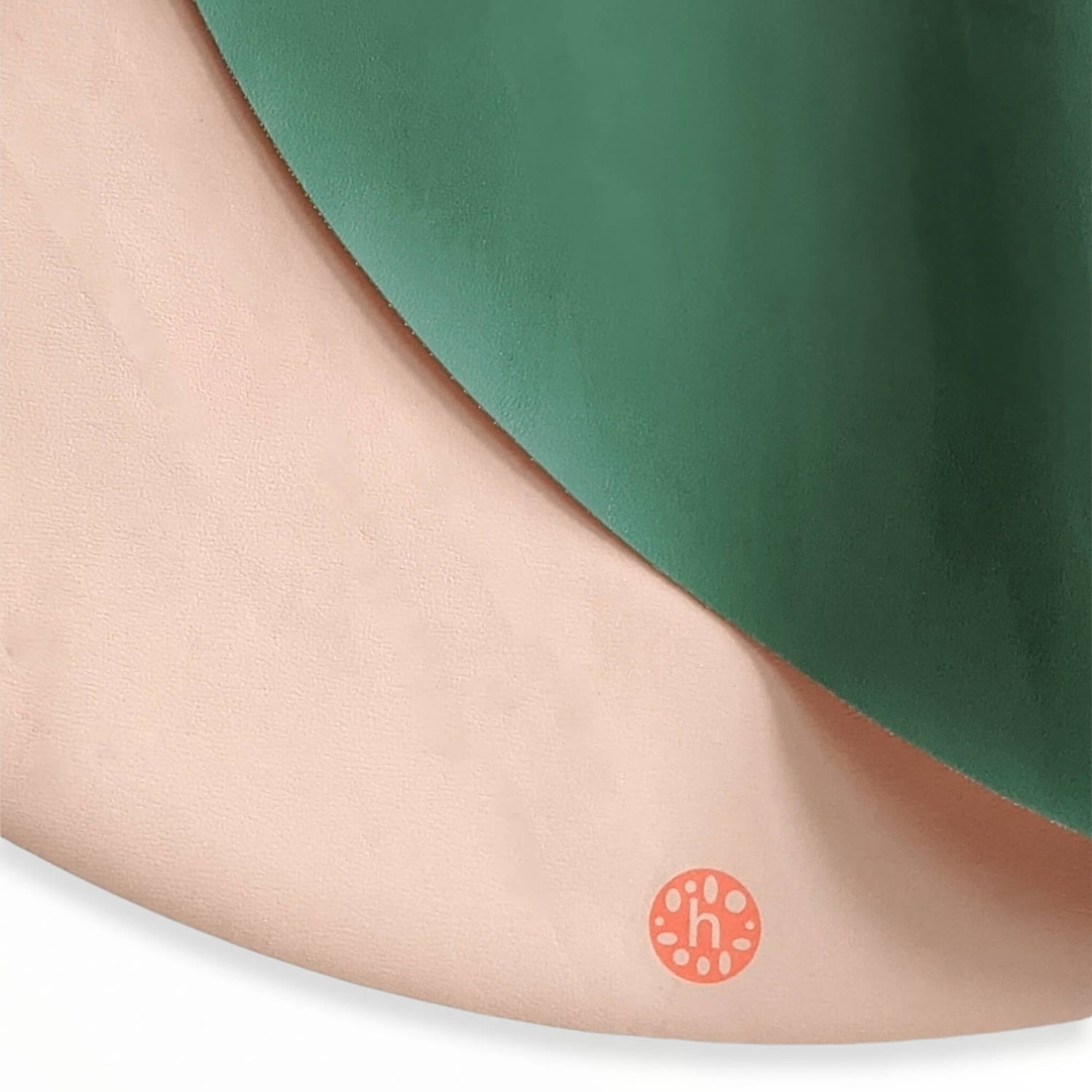 Roam Round Silikonleder-Hochstuhlmatte Peach/Green, 105 cm runde Spritzmatte für Hochstuhl und Boden, schadstofffrei Krabbelunterlage