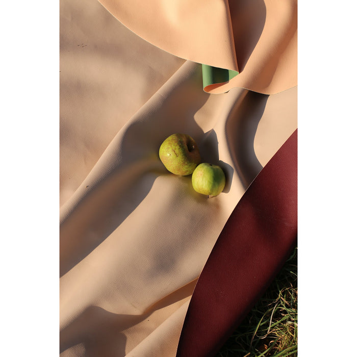 Round Picnic Mat | multi-functional, waterproof, vegan (EXPLORE, L), beige, wine, 135 cm - studio huske - studio huske - studio huske - Picnic Blankets - SKU702